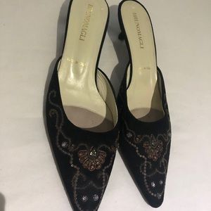 Bruno Magli low heel